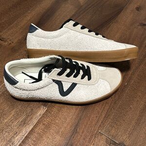 EUC Vans Sport Low Shoes